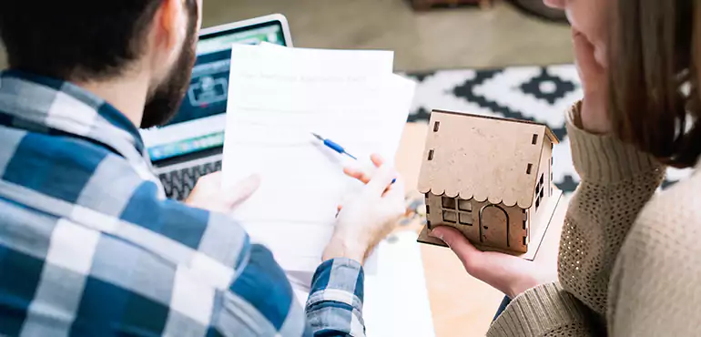 Get Professional Assistance with Assignment of Lease from Seller to Buyer in Florida, FL