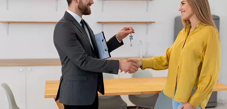 Why Sell Your House With Tenants for Cash in Florida, FL?