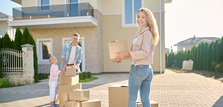 Why Florida Homeowners Prefer Working with Us Instead of a Realtor